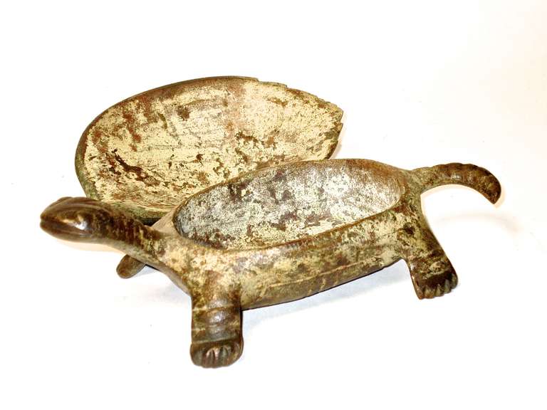 Hinged Brass Turtle Box In Excellent Condition For Sale In Solebury, PA