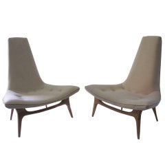 Pair of Futuristic Slipper Chairs by Karpen of California