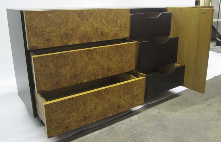 Mid-Century Modern Handsome Burl Wood Credenza by Milo Baughman for Lane