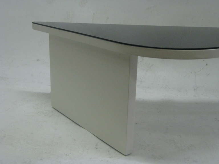 Unusual Triangular Cocktail Table 1