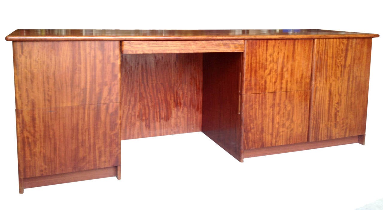Mid-Century Modern Gerald McCabe Large and Narrow Console Desk in Gorgeous Bubinga Wood