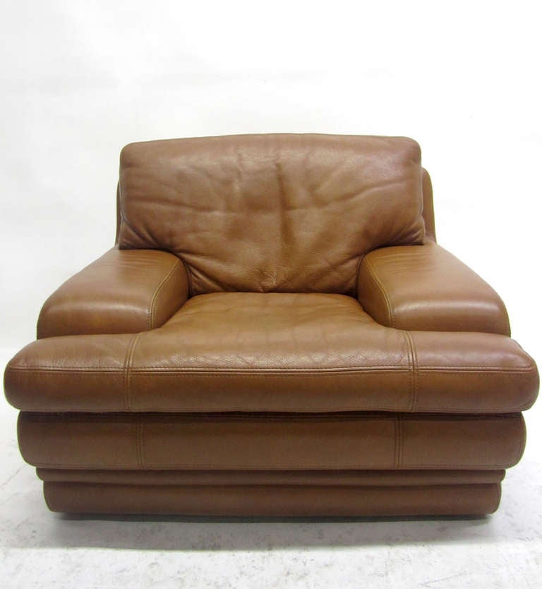 20ième siècle Roche Bobois Recliner en cuir & Ottoman