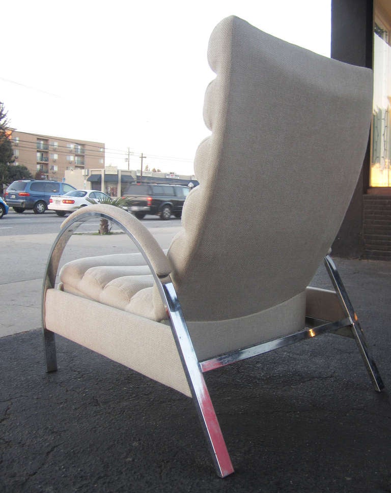 Elegant Recliner by George Mulhauser In Excellent Condition In Pasadena, CA