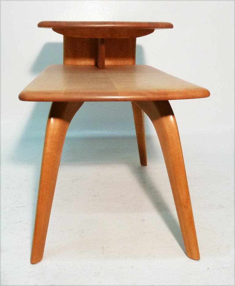 American Mid-Century Modern Two-Tier Tables by Heywood Wakefield, Pair