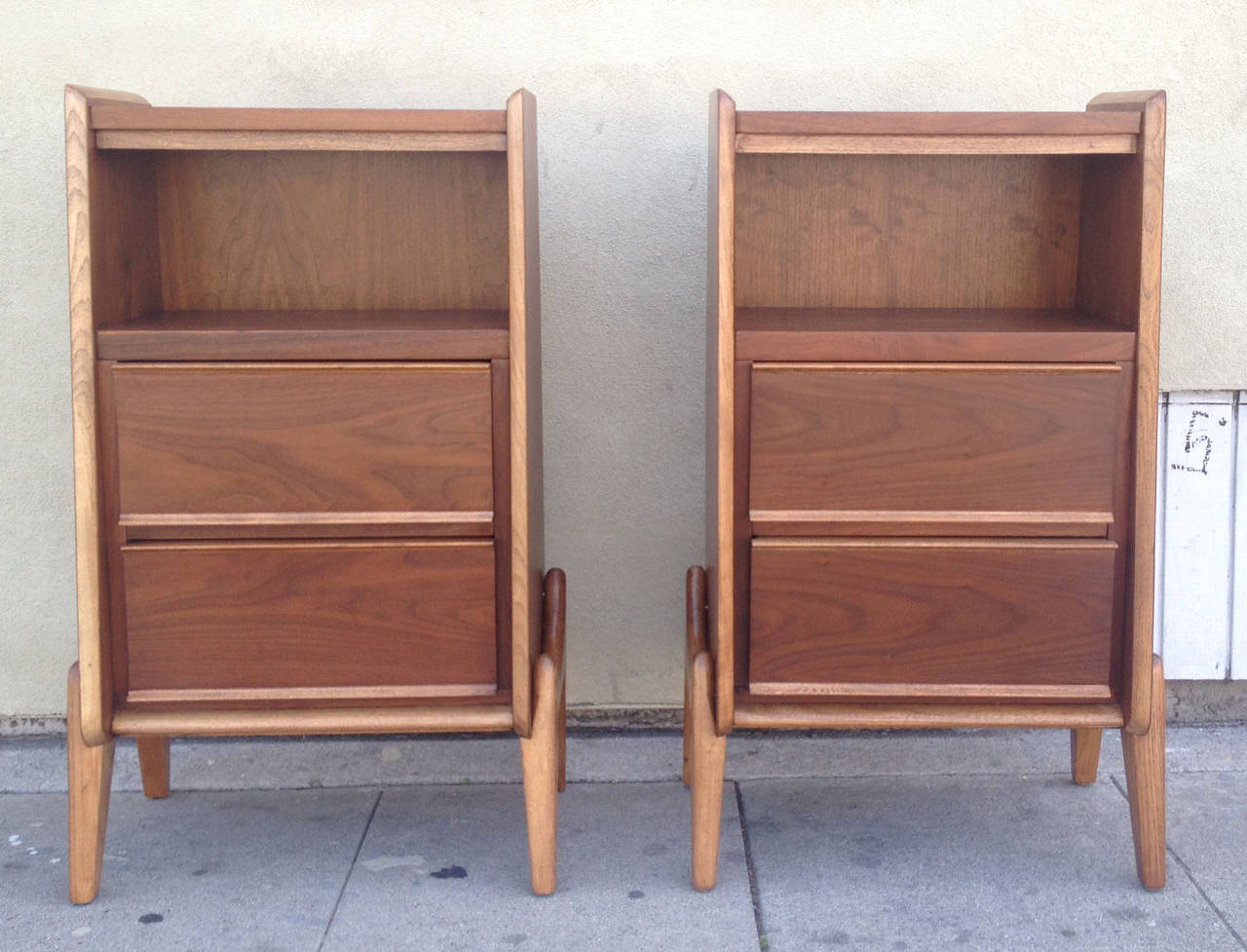 American Pair of Two-Tone 1950s French Nightstands or Cabinets