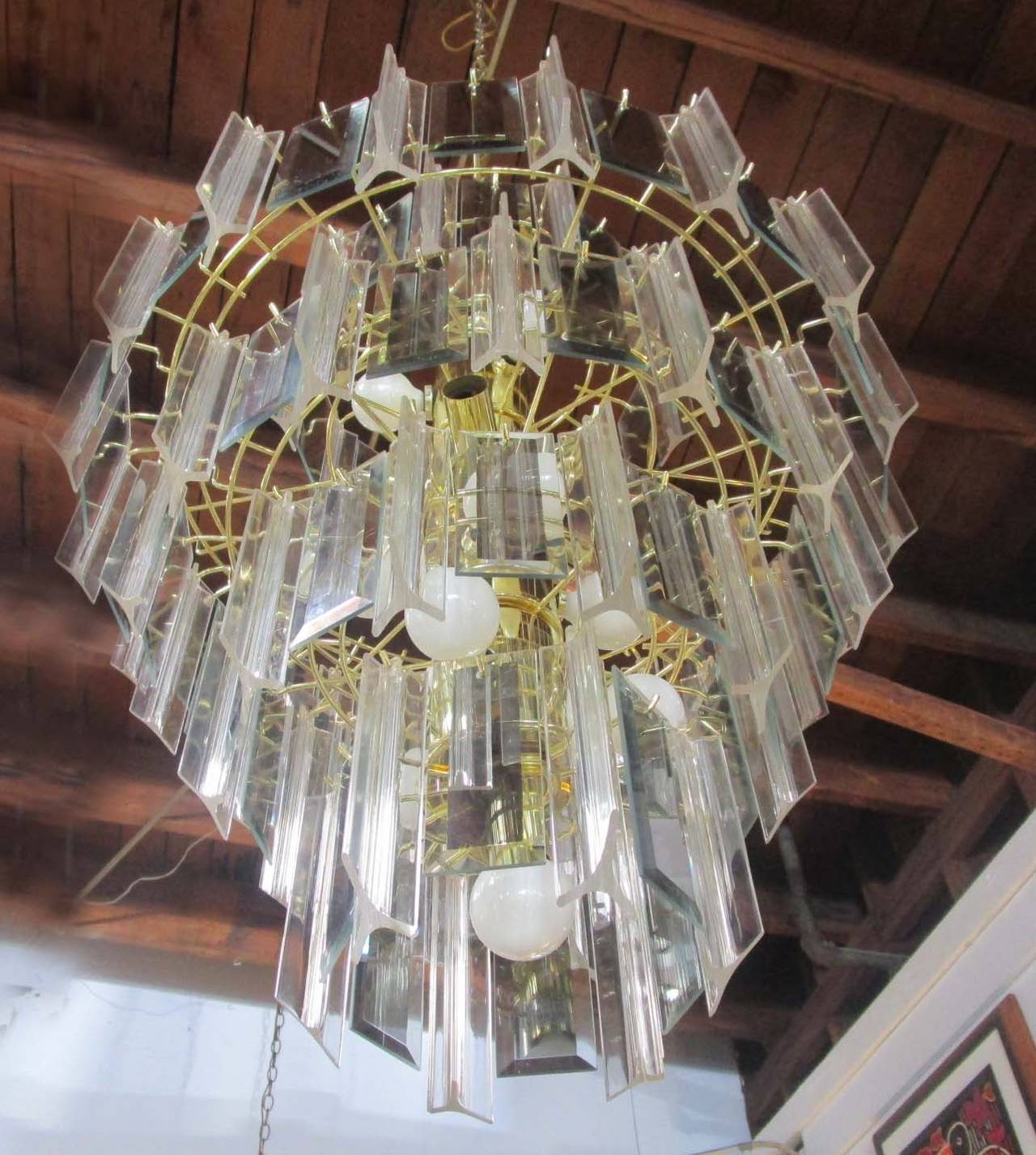 Mid-Century Modern Five-Tier Lucite Resin and Glass Pendant Chandelier In Excellent Condition In Pasadena, CA