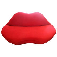 Vintage Bright Red Lip-Shaped Bocca Loveseat