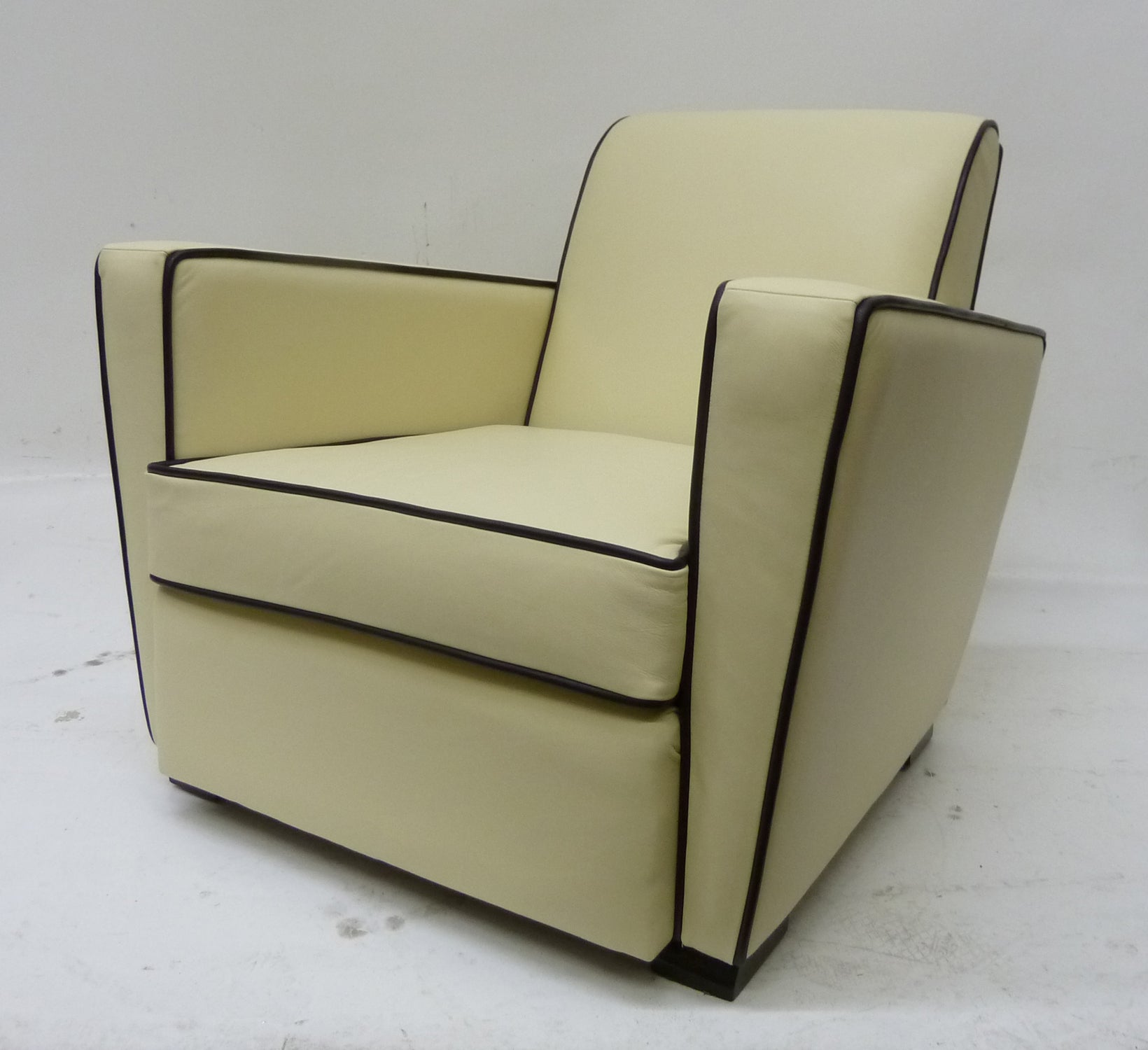 Small Leather Club Chairs 33 For Sale on 1stDibs