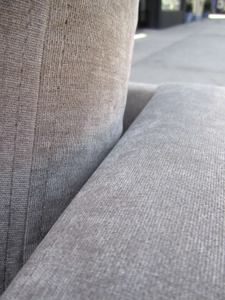 Minimal Tuxedo Sofa by Milo Baughman for Thayer Coggin 3