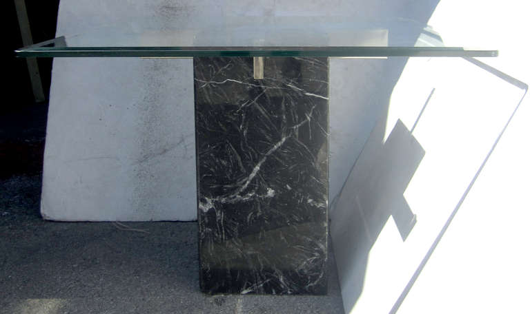 British Pair of Italian Marble Pedestal Side Tables by Artedi