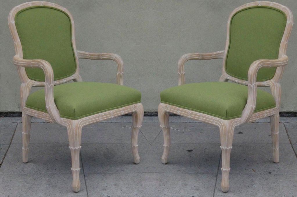 French A Set of 4 Dining and 2 Captain Chairs in the Louis XV Style