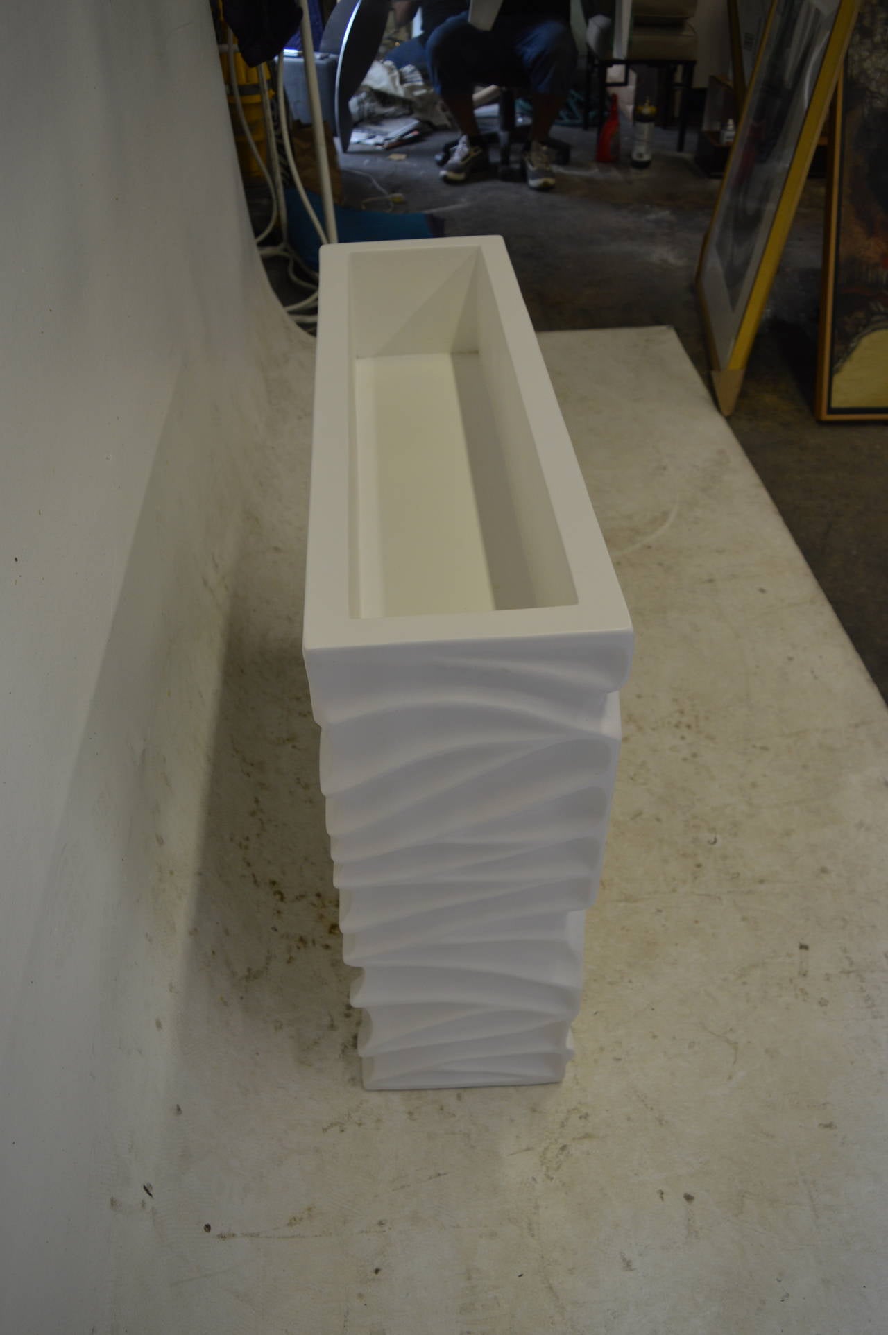 Organic Plaster Planter or Console In Excellent Condition In Pasadena, CA