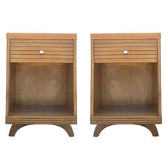 Mid-Century Walnut Night Stands / Side Tables in Walnut, Pair
