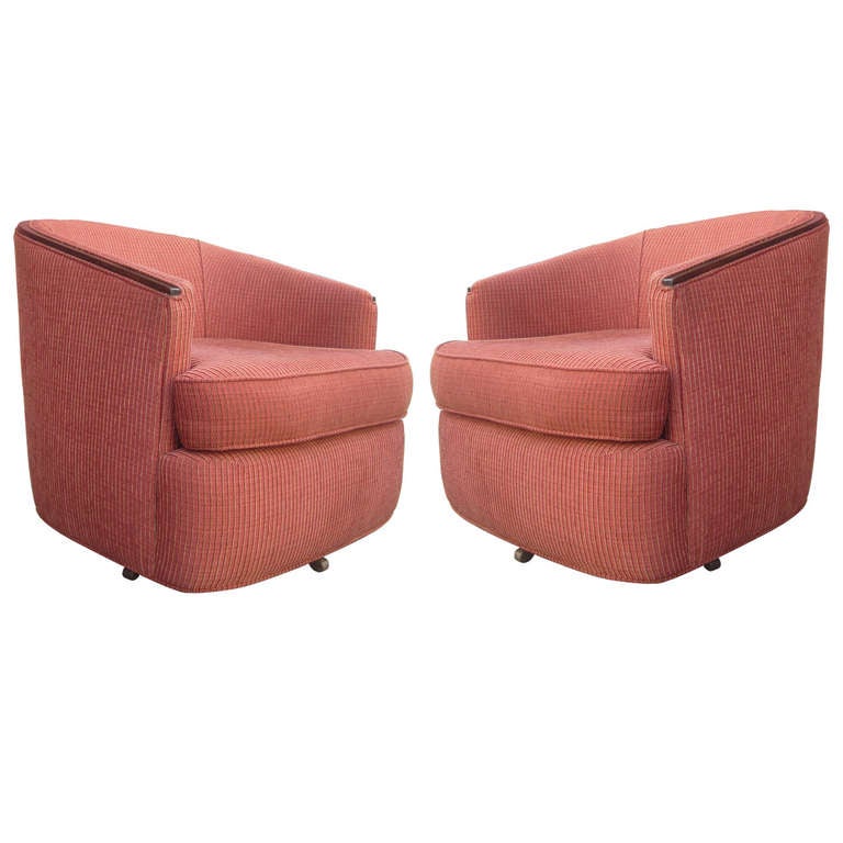 Barrel chair with wood trim clearance