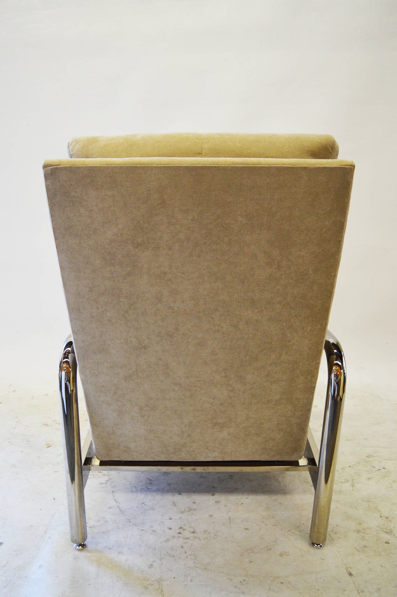 Chrome Recliner by Milo Baughman for Thayer Coggin In Excellent Condition In Pasadena, CA