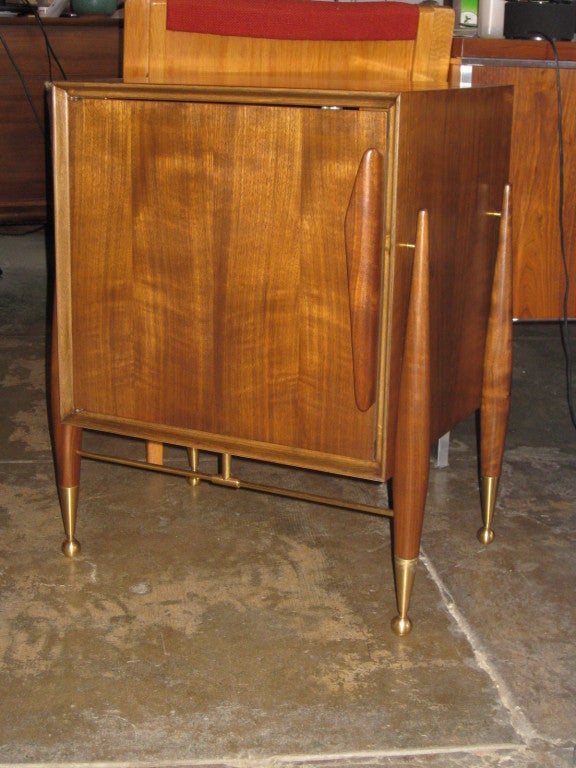 Italian Mid-Century Modern Side / End Table with Cabinet 2