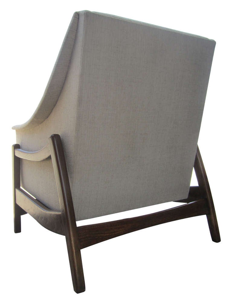 Mid-20th Century Pair of Mid-Century Modern Rocking Chairs