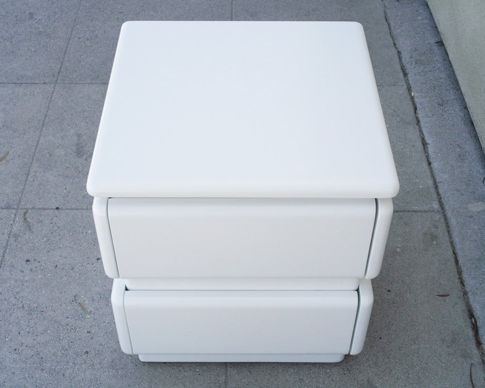 Canadian Pair of White Lacquer Night Stands by Rougier