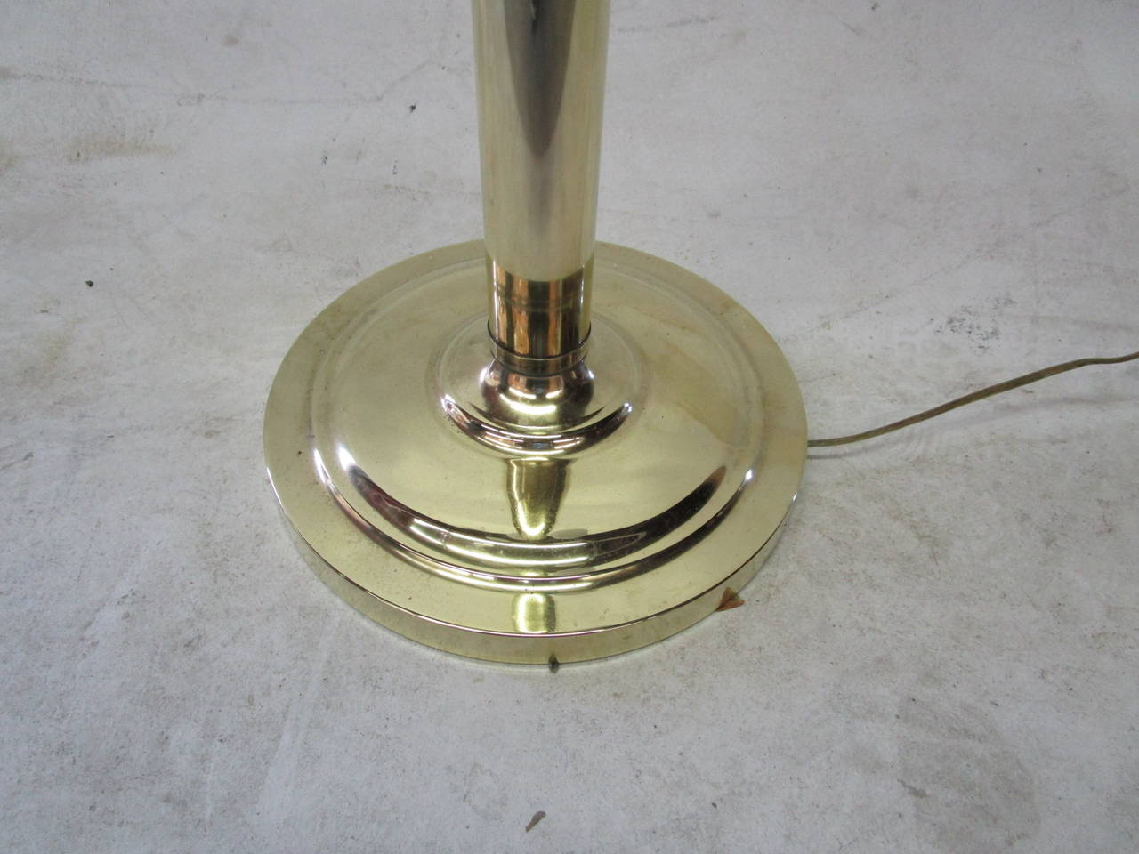 Waterfall Five-Arm Brass  Floor Lamp by Robert Sonneman In Excellent Condition In Pasadena, CA