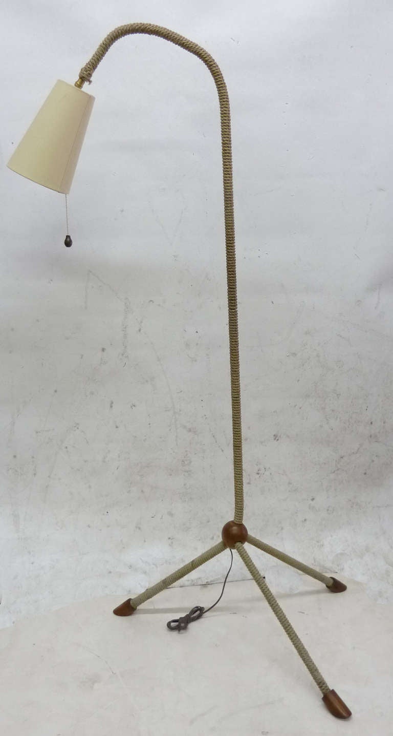 Lampadaire franais recouvert de cordes attribu  Christian Astuguevieille