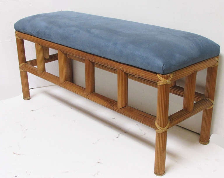 McGuire Petite Bench in Carved Wood In Good Condition In Pasadena, CA