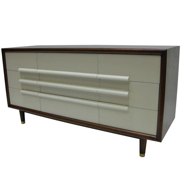 Mid Century Nine Drawer Dresser By Furniture Guild Of California At Mid Century Nine Drawer Dresser By Furniture Guild Of California For