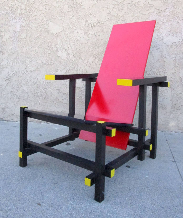De Stijl Chair by Gerrit Thomas Rietveld for Cassina In Good Condition In Pasadena, CA