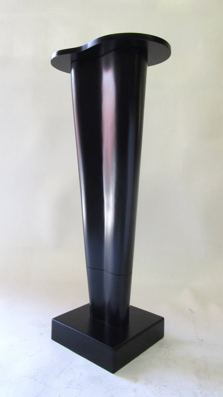 black lacquer pedestal