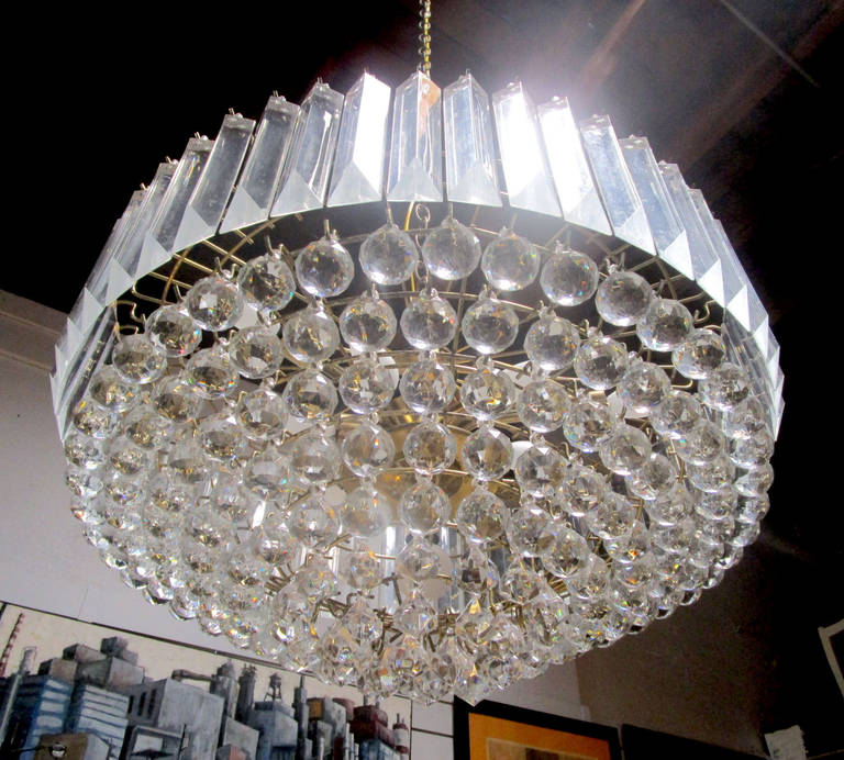 Late 20th Century Dynamic Lucite Chandelier