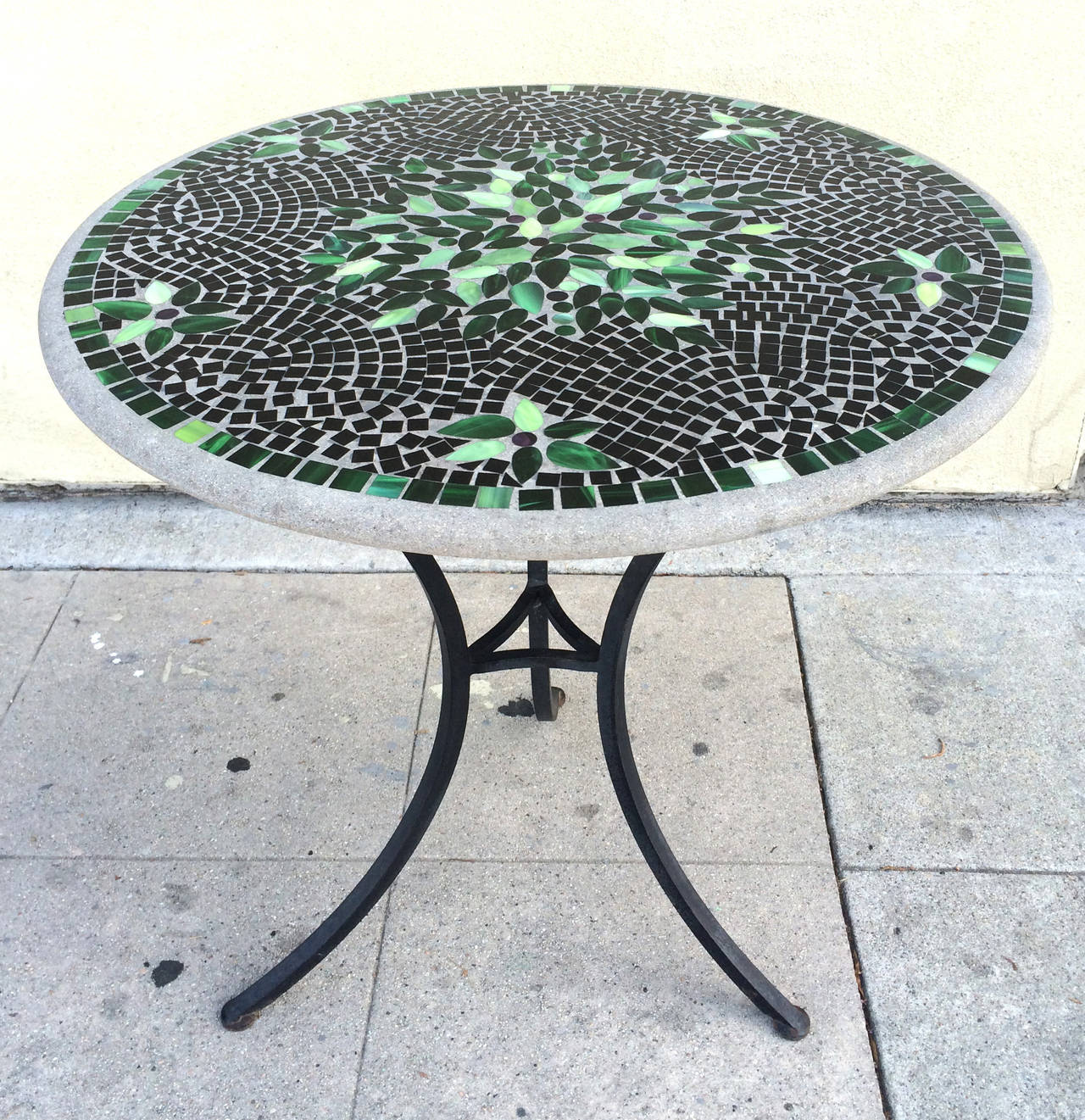 Charming Gio Ponti Inspired Patio Set In Excellent Condition In Pasadena, CA