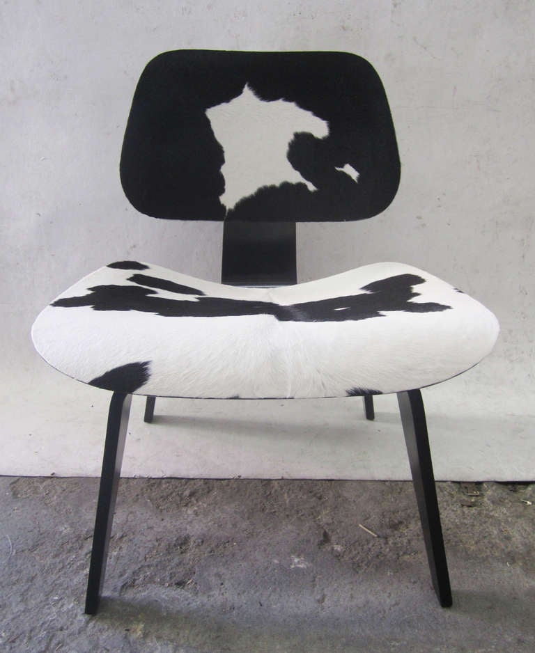 Mid-Century Modern Early Eames LCW by Evans Products Company in Cowhide