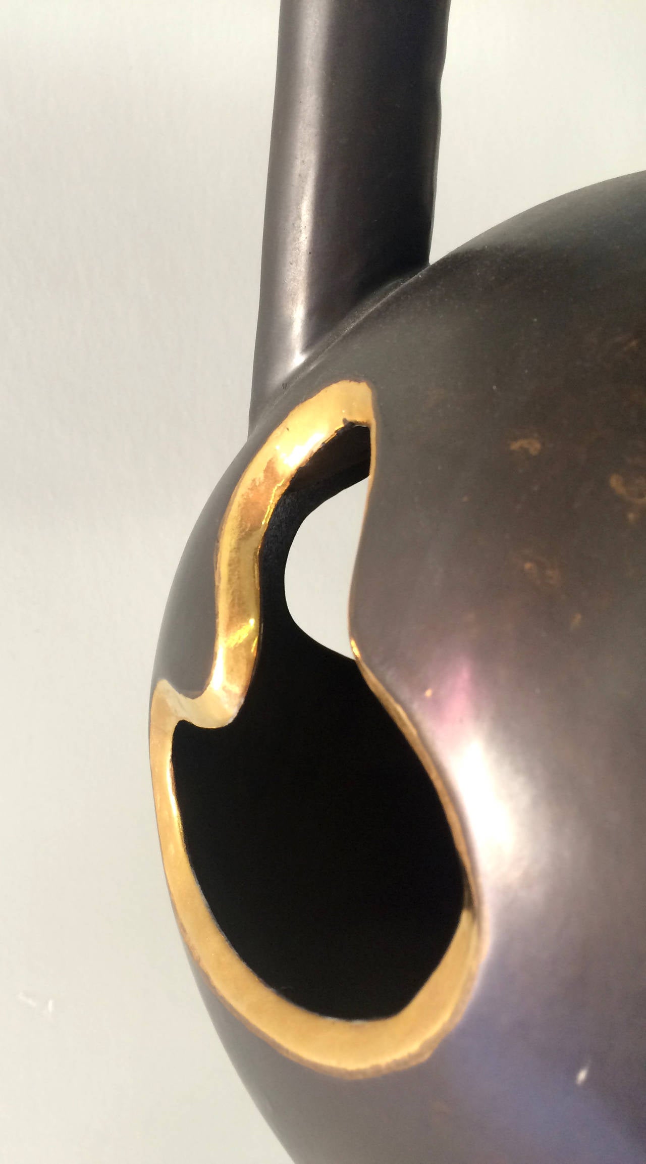 Black and Gold Unusual Ceramic Table Lamp 1