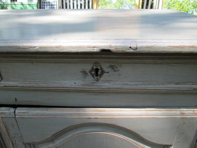 French Sideboard In Excellent Condition For Sale In Southampton, NY