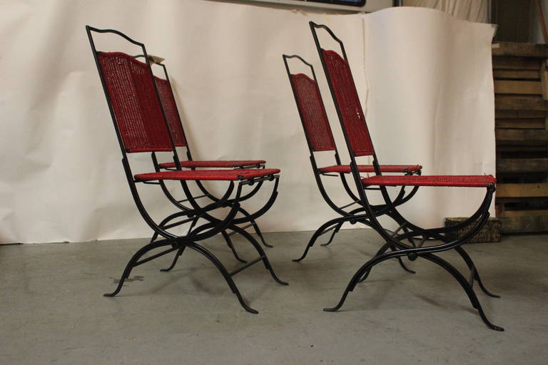 Set of 4 Red Wicker chairs with Black Iron Frames , Folding Chairs In Excellent Condition For Sale In Southampton, NY