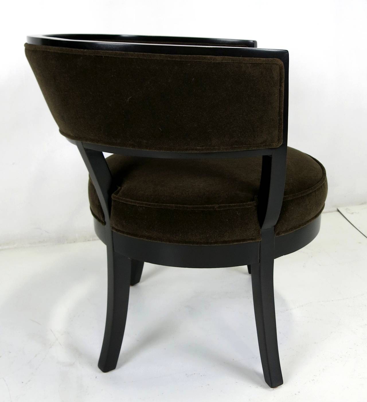 Modern Pair of 1940s Barrel Chairs