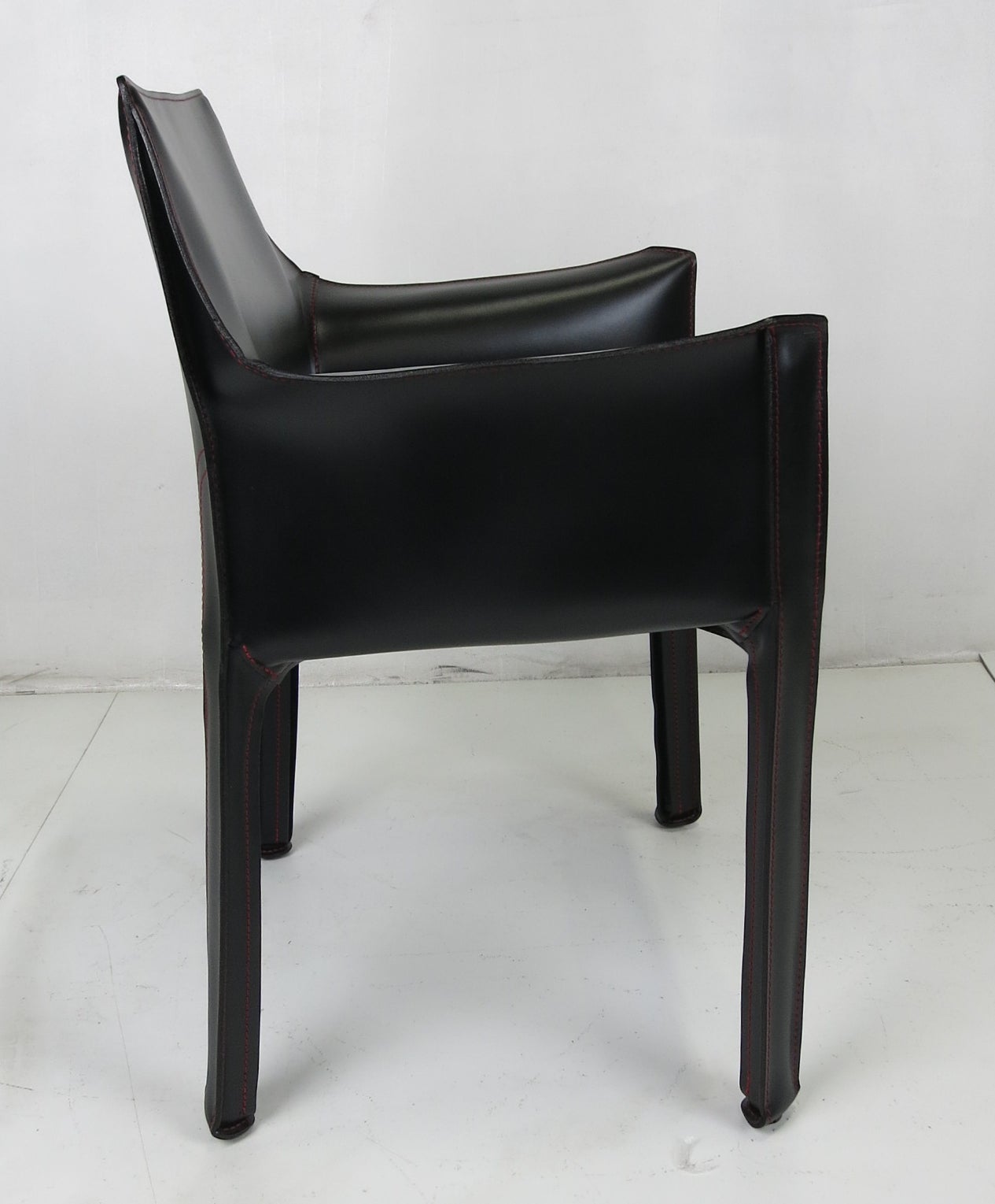 Modern Set of Four Special Edition 413 CAB Chairs Signed by Mario Bellini