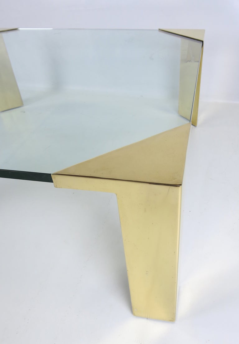 Large Brass Cornered Cocktail Table In Good Condition For Sale In Danville, CA