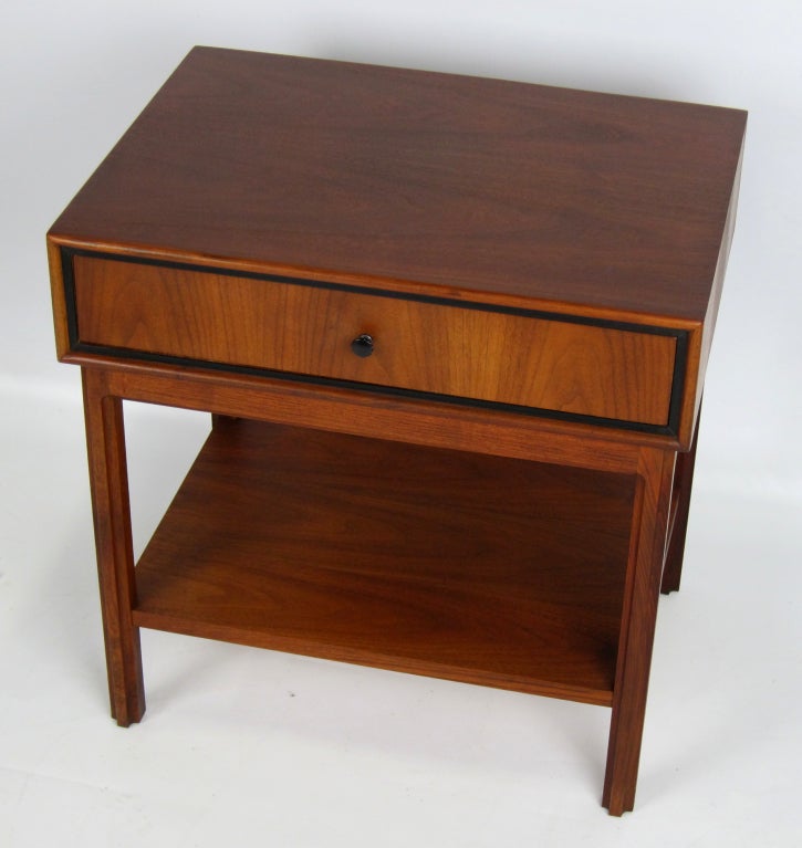 Pair of Walnut End Tables / Nightstands by Milo Baughman for Arch Gordon In Excellent Condition In Danville, CA