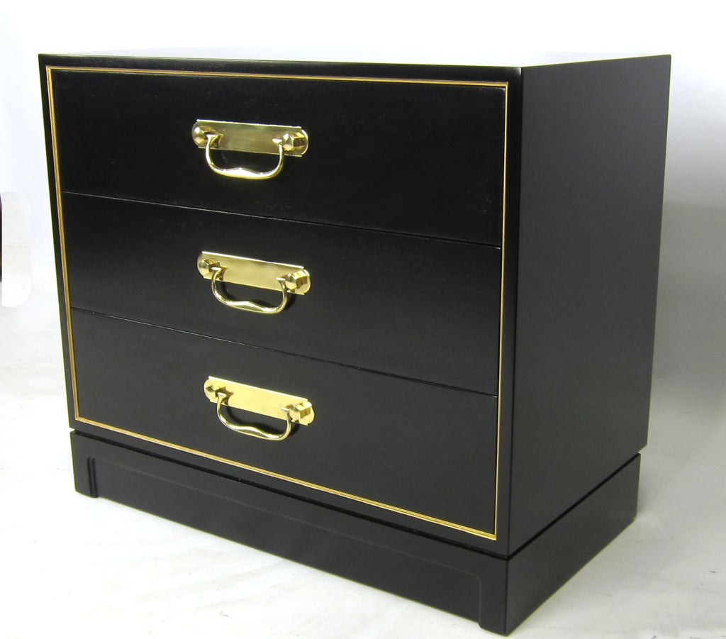 American Elegant Pair of Bachelor's Chests with Brass Pulls