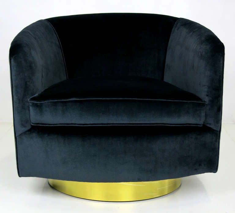 Pair of Navy Blue Velvet Swivel Chairs by Milo Baughman at ...