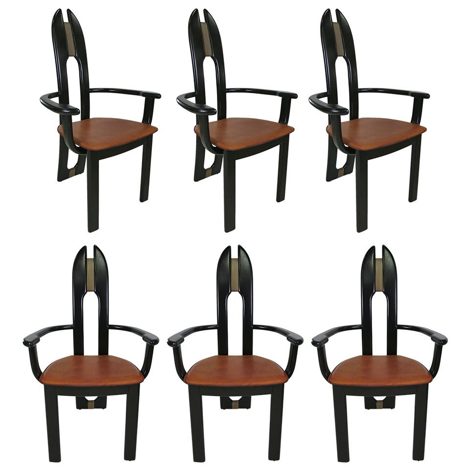 Set aus sechs italienischen Avantgarde-Esszimmerstühlen 