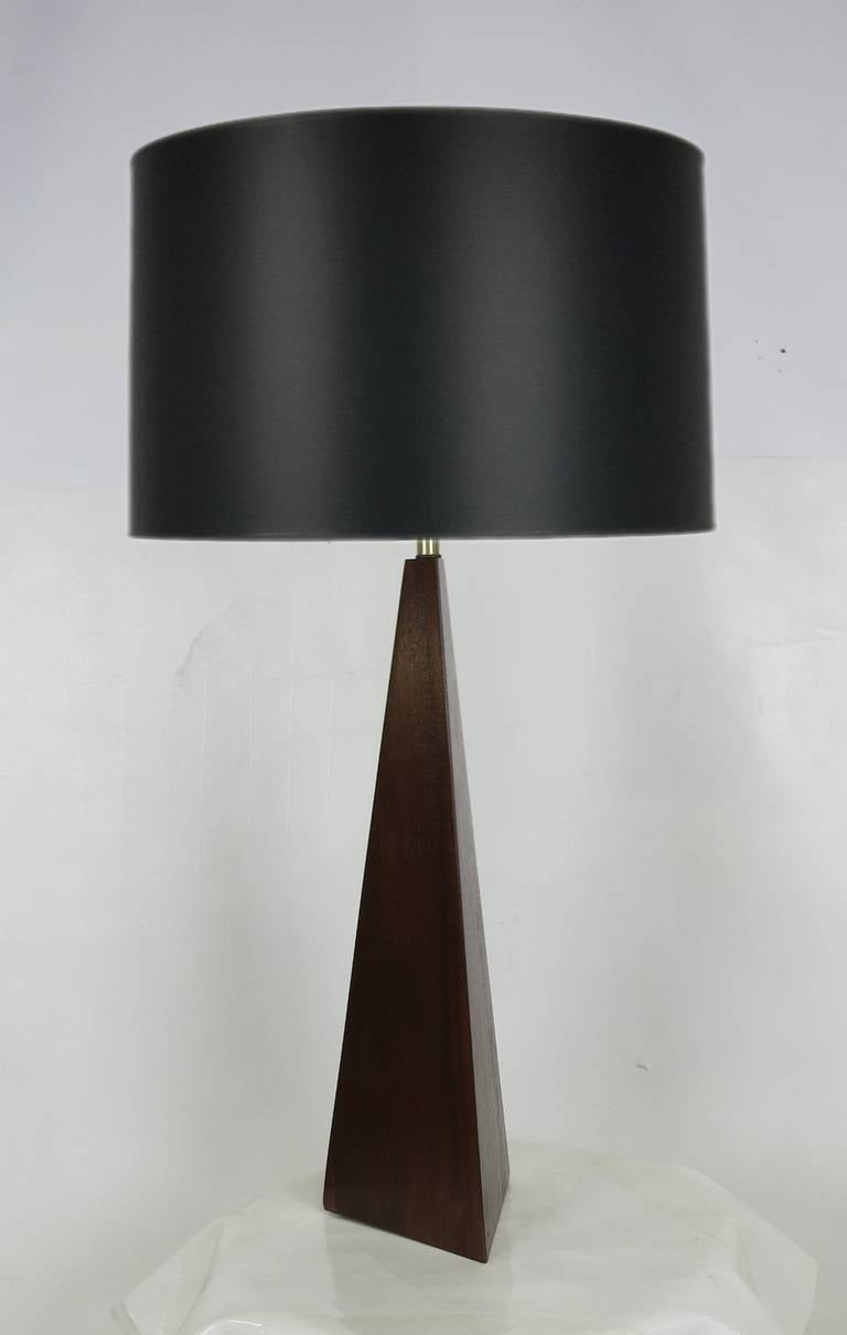 Tall Midcentury walnut obelisk form table lamp by Laurel. Shade is for display only and not included.