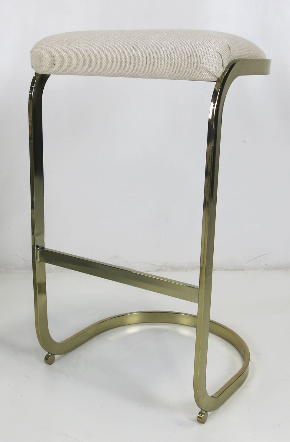 Pair of Cantilevered Brass Barstools In Excellent Condition In Danville, CA