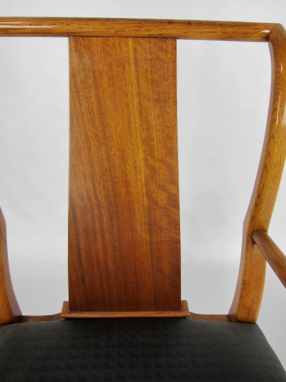 Exceptional Set of Six Sabre Leg Dining Chairs 3