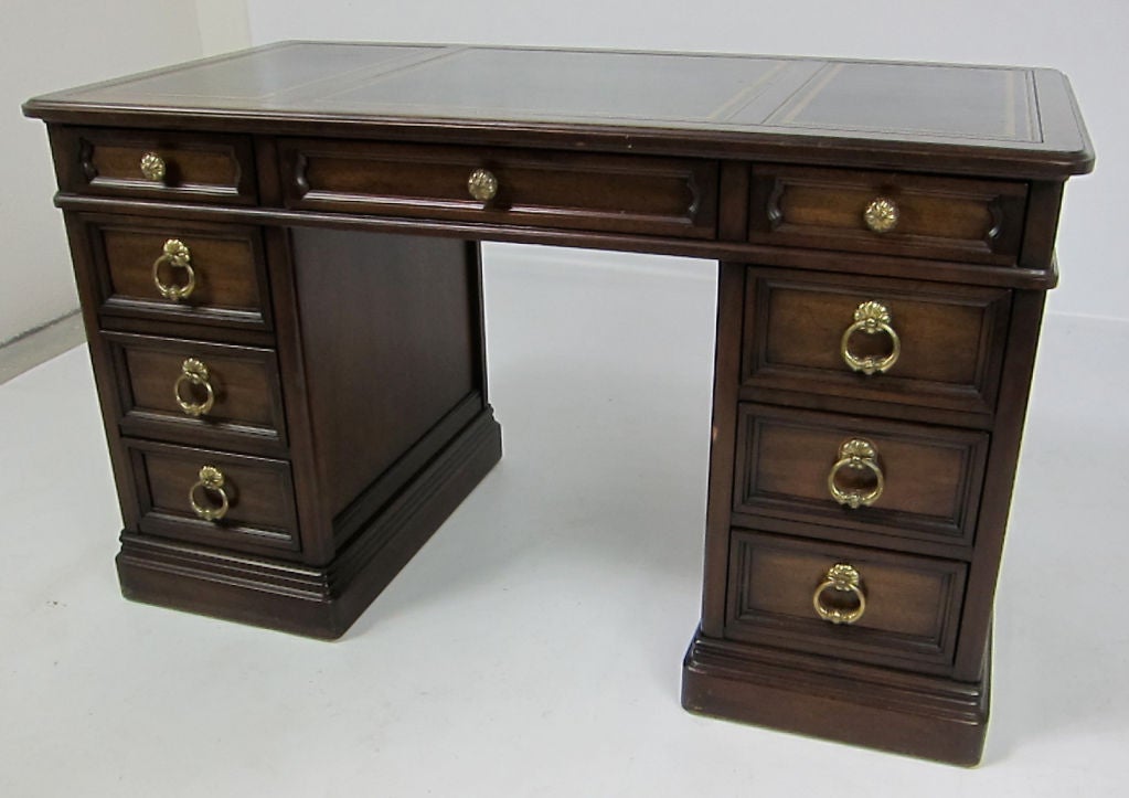 Handsome Leather Top Kneehole Desk By Sligh At 1stdibs
