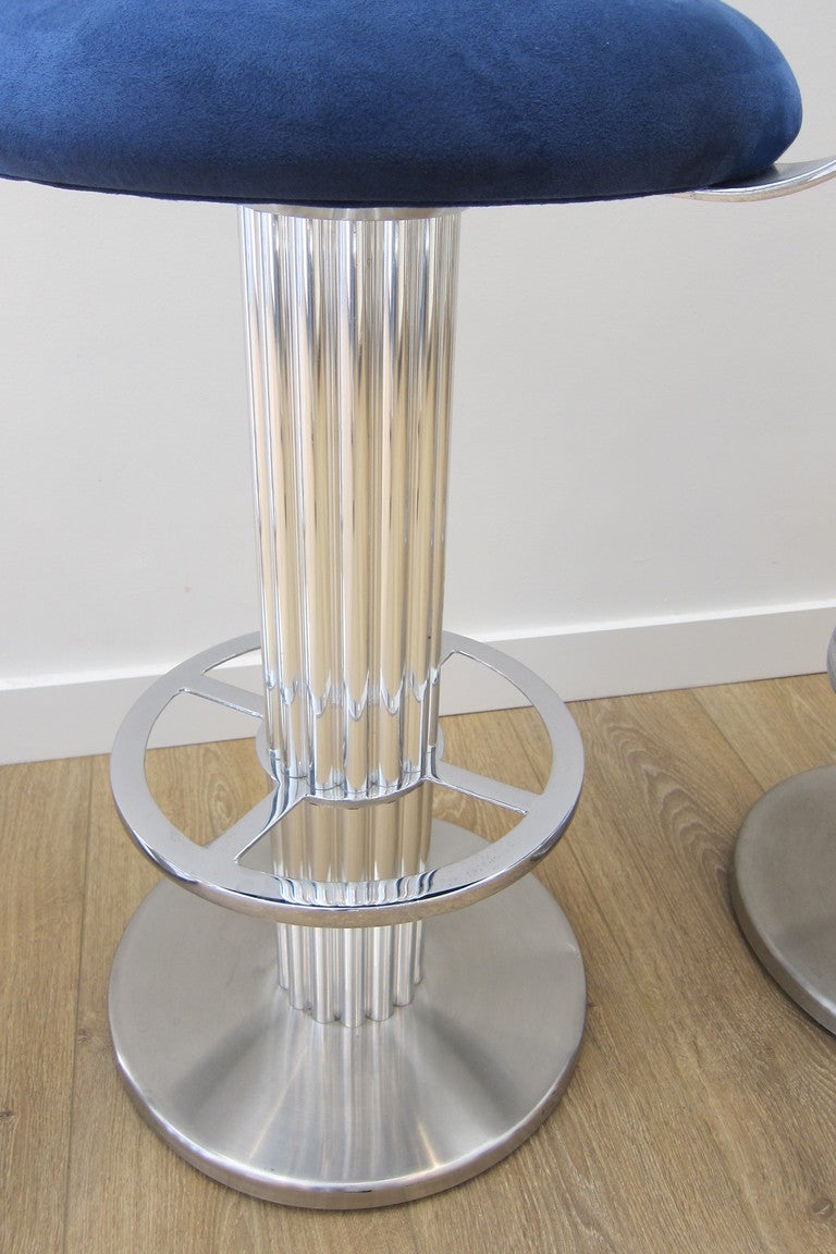Group of Three Chrome Bar Stools. In Excellent Condition In Miami, FL