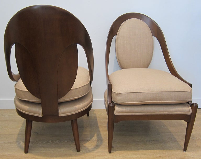 Neoclassical Pair of Spoon Back Chairs