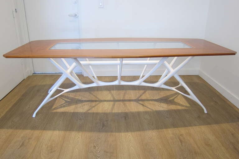 Architectural dining table by studio Le Opere e i Giorni made in a limited edition of 10 and this is number 4/10. Model 