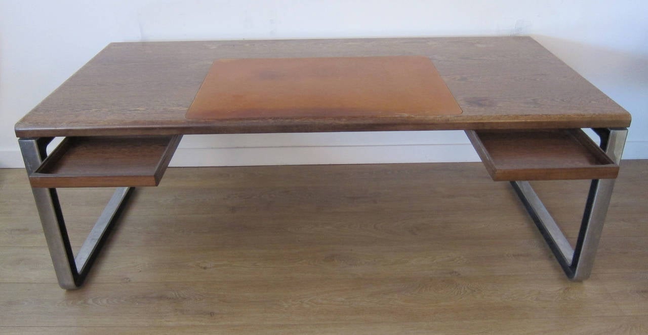 Mid-Century Modern Large and Sleek Desk by Osvaldo Borsani, Italy, 1970s