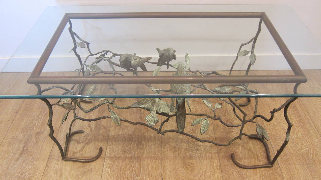 A Giacometti inspired bronze coffee table base with birds and twigs, glass top has chips and could use a new one.
Great verdigris patina, USA, circa 1960s.